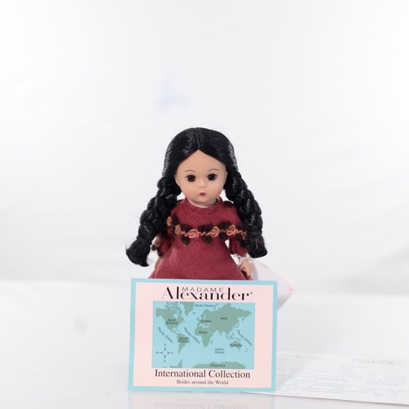 Madame Alexander Sacajawea Doll with Baby and BOX! - Picture 4 of 4